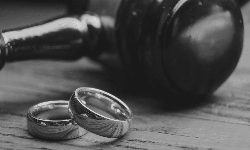 Abbotsford Divorce Lawyers at Legalbird with Benti Kawal